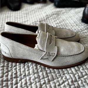 Christian Louboutin Grey Suede Loafers – Size 8 (EU 41) – Excellent Condition